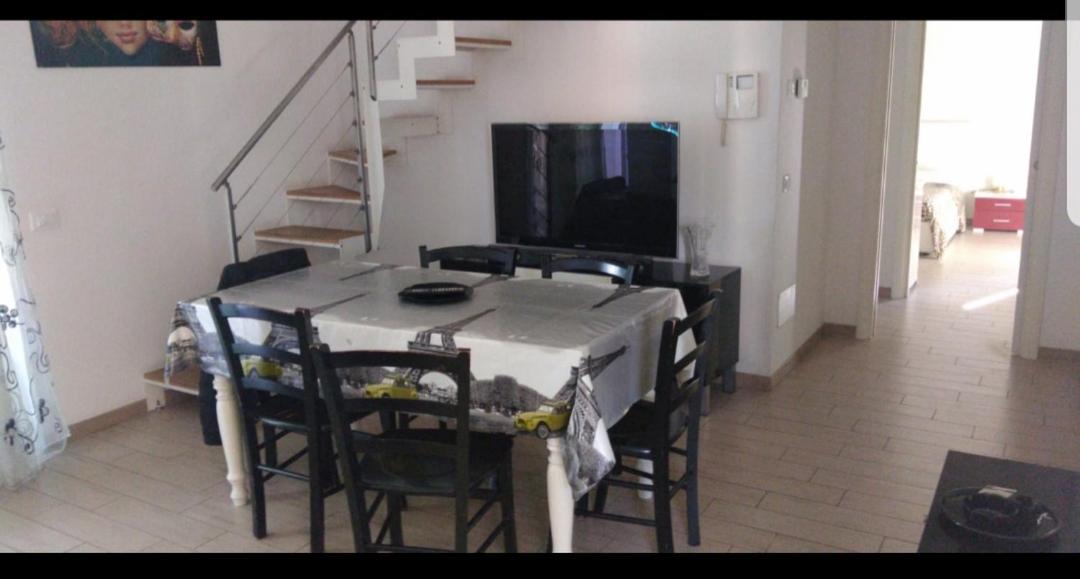 Holiday Home Michela Milano Marittima Exterior foto